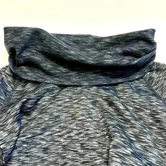 Athleta Long Sleeve Fleece Turtleneck Sweater Cowl Neck Women's XS Run Walk - Picture 5 of 9